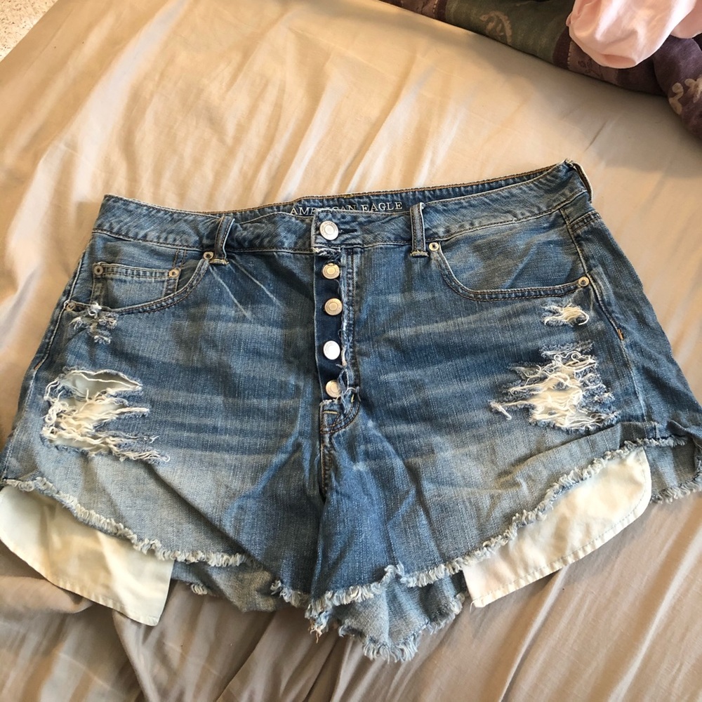 American Eagle Hi-Rise Festival Shorts